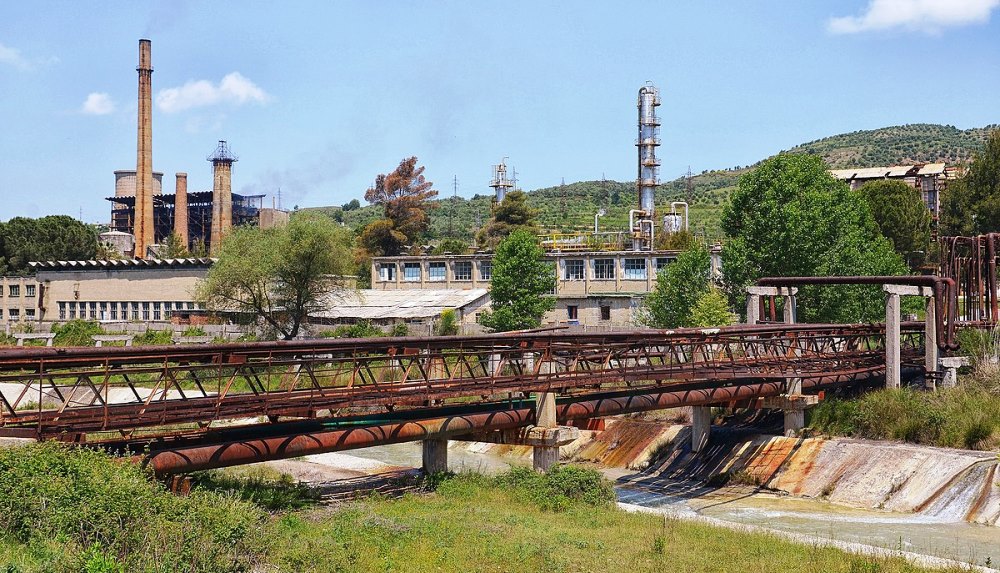 Rafineria e naftes ne Ballsh do zevendesohet me nje park fotovoltaik